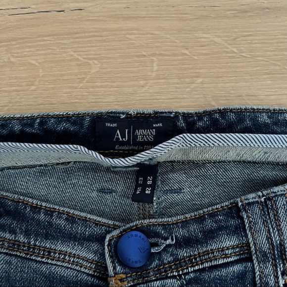 Armani jeans - Picture 2 of 4